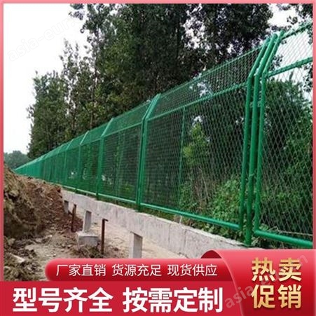 道路防撞护栏供应 表面处理热镀锌 公路安全围栏 造型美观